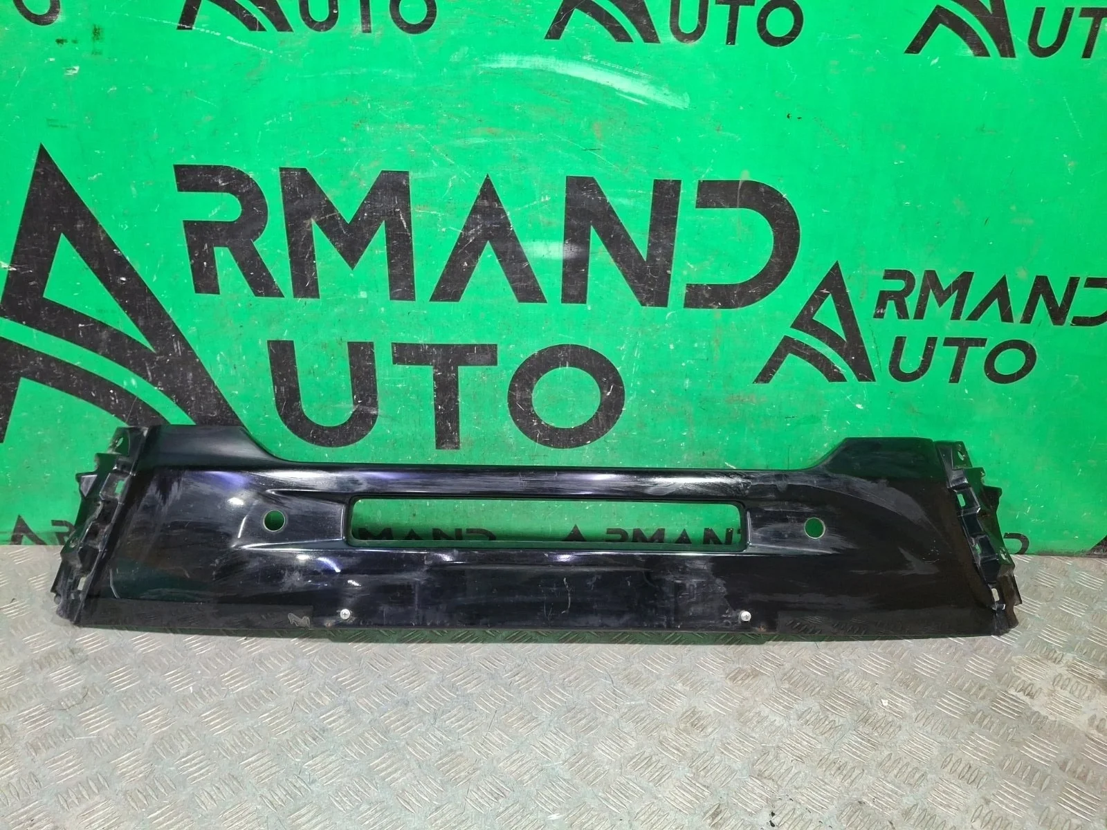 Накладка бампера Mitsubishi Outlander 2015-2018 3