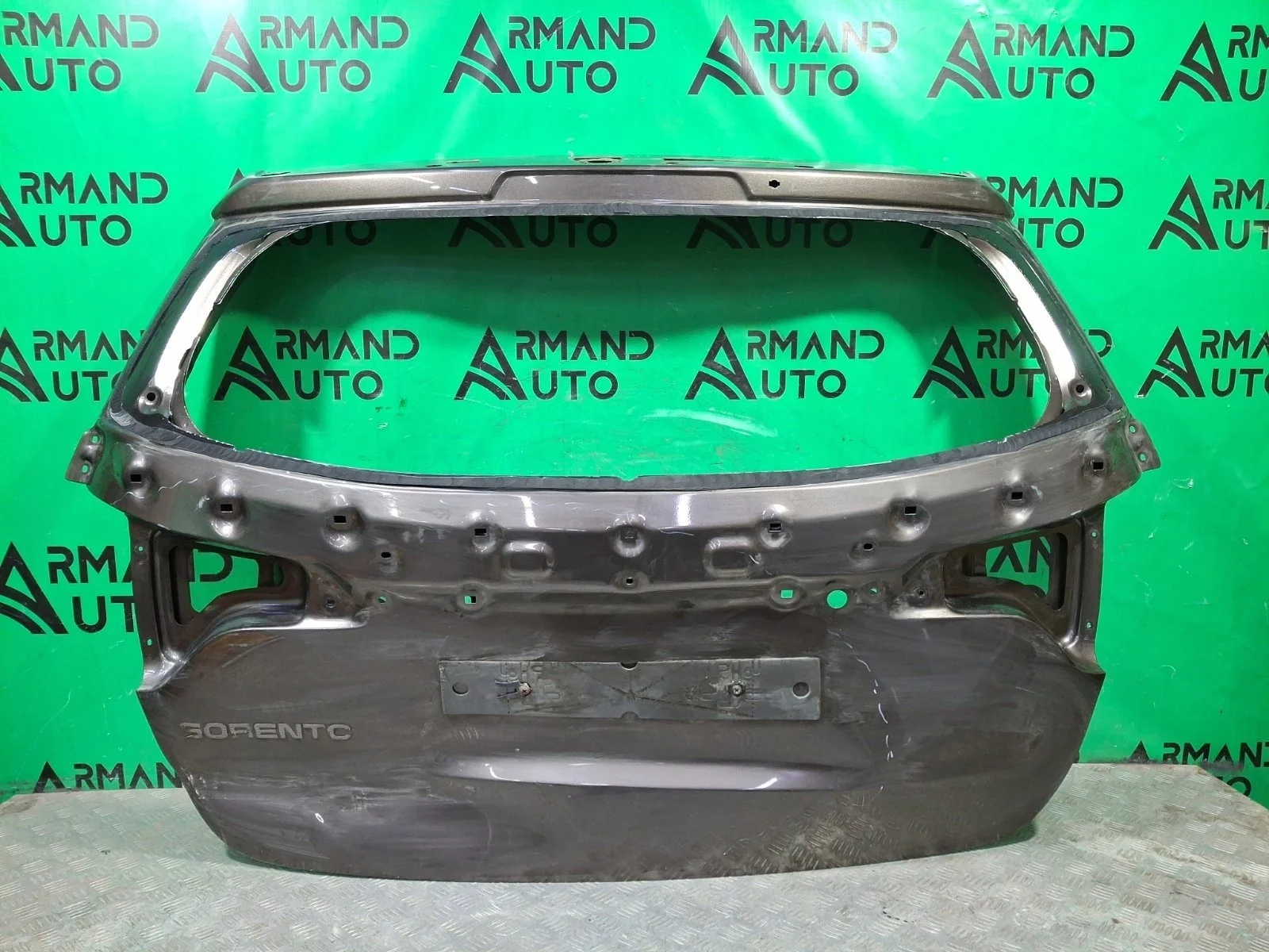 Дверь багажника Kia Sorento 2012-2019 XM