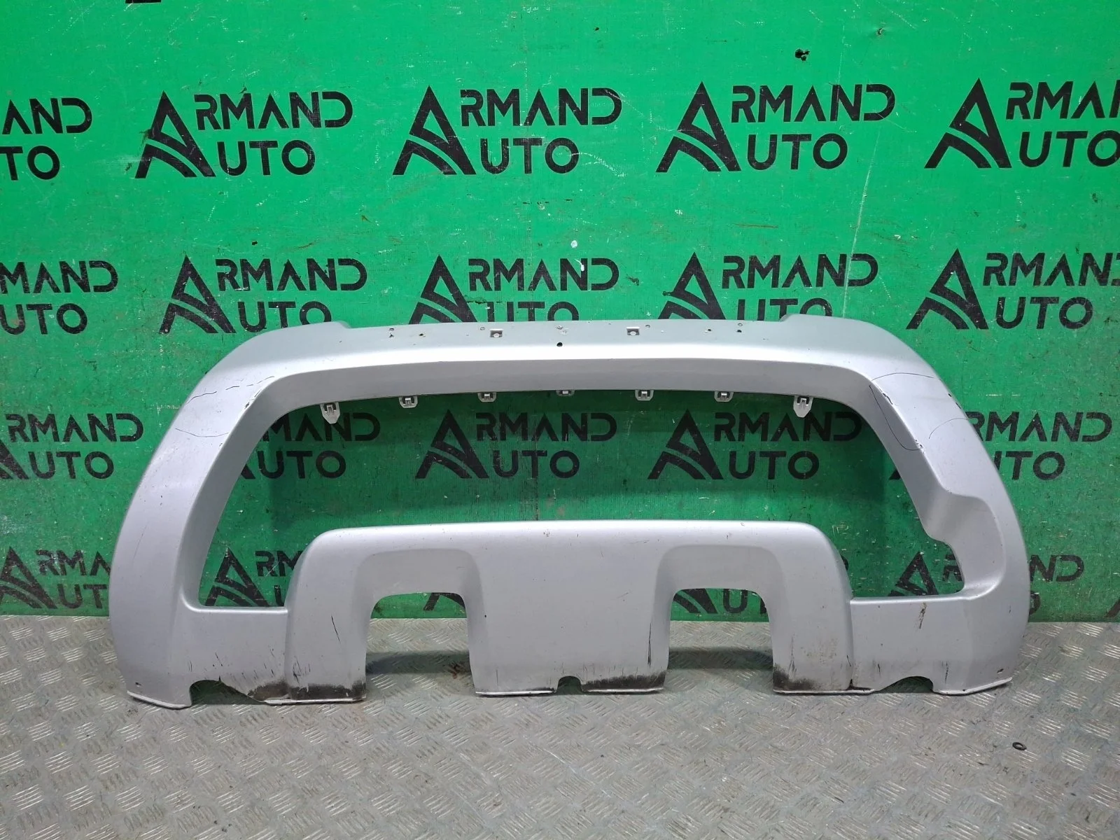 Накладка бампера Renault Duster 2015-2021