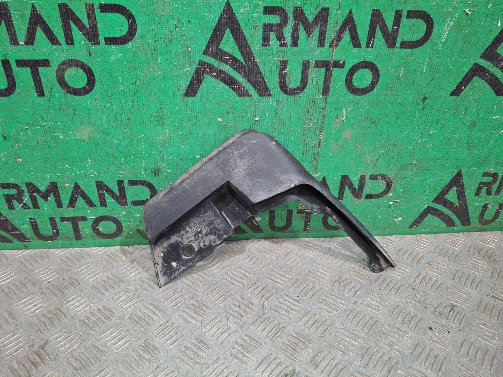 Брызговик Renault Sandero 2013-2019