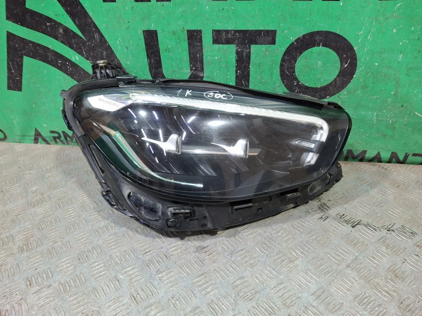 Фара Mercedes -Class 2020-нв W213, S213, C238