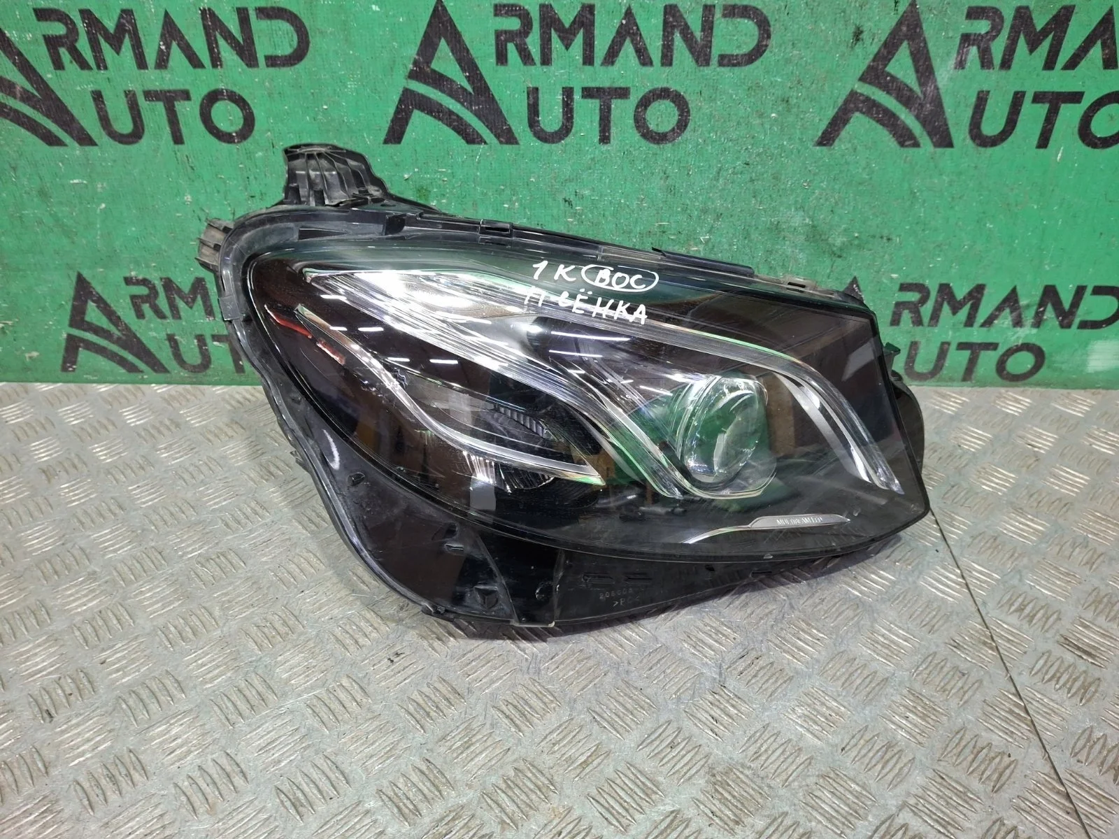 Фара Mercedes -Class 2016-2020 W213, S213, C238