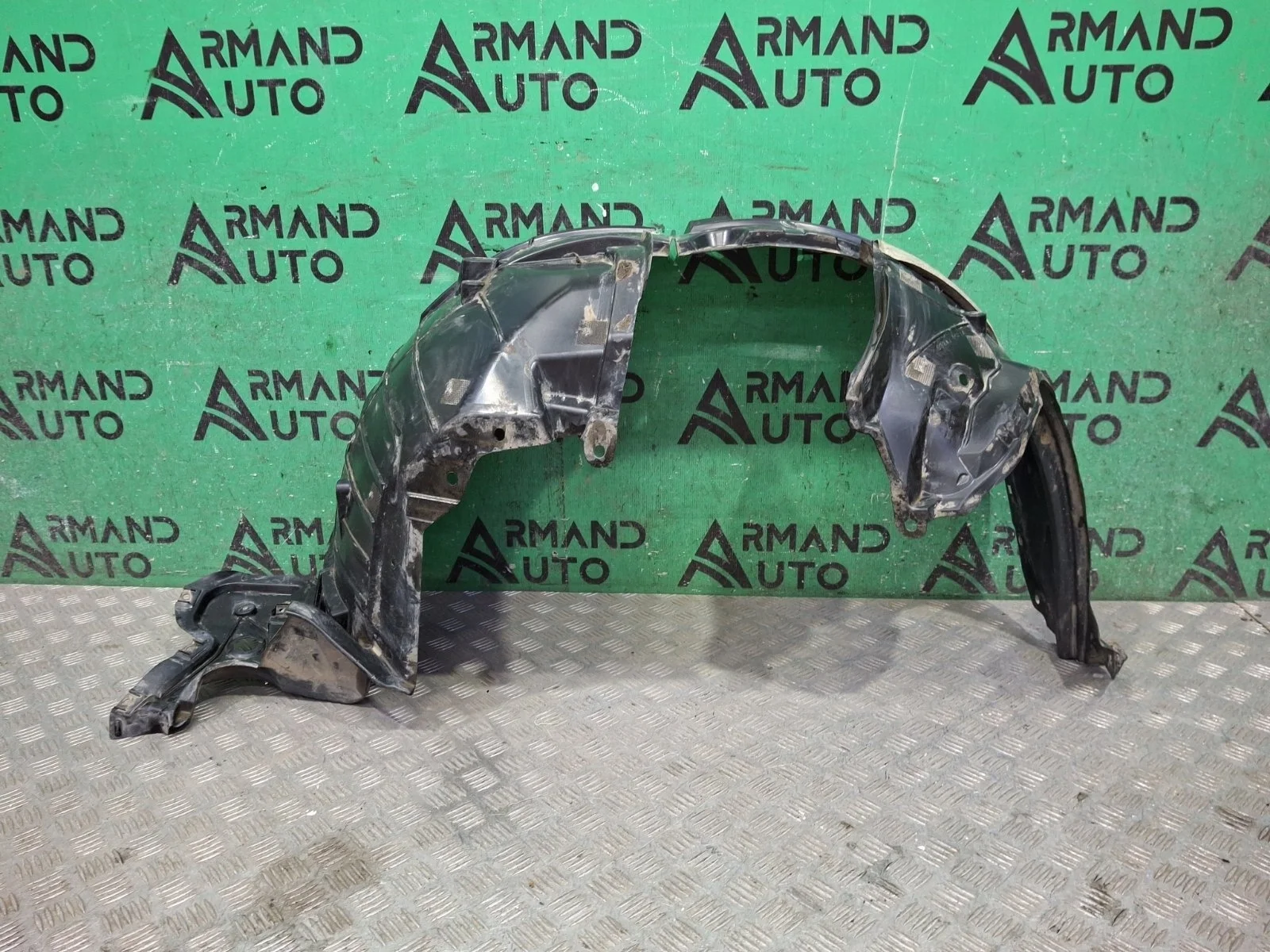 Подкрылок Nissan X-Trail 2013-2019 T32