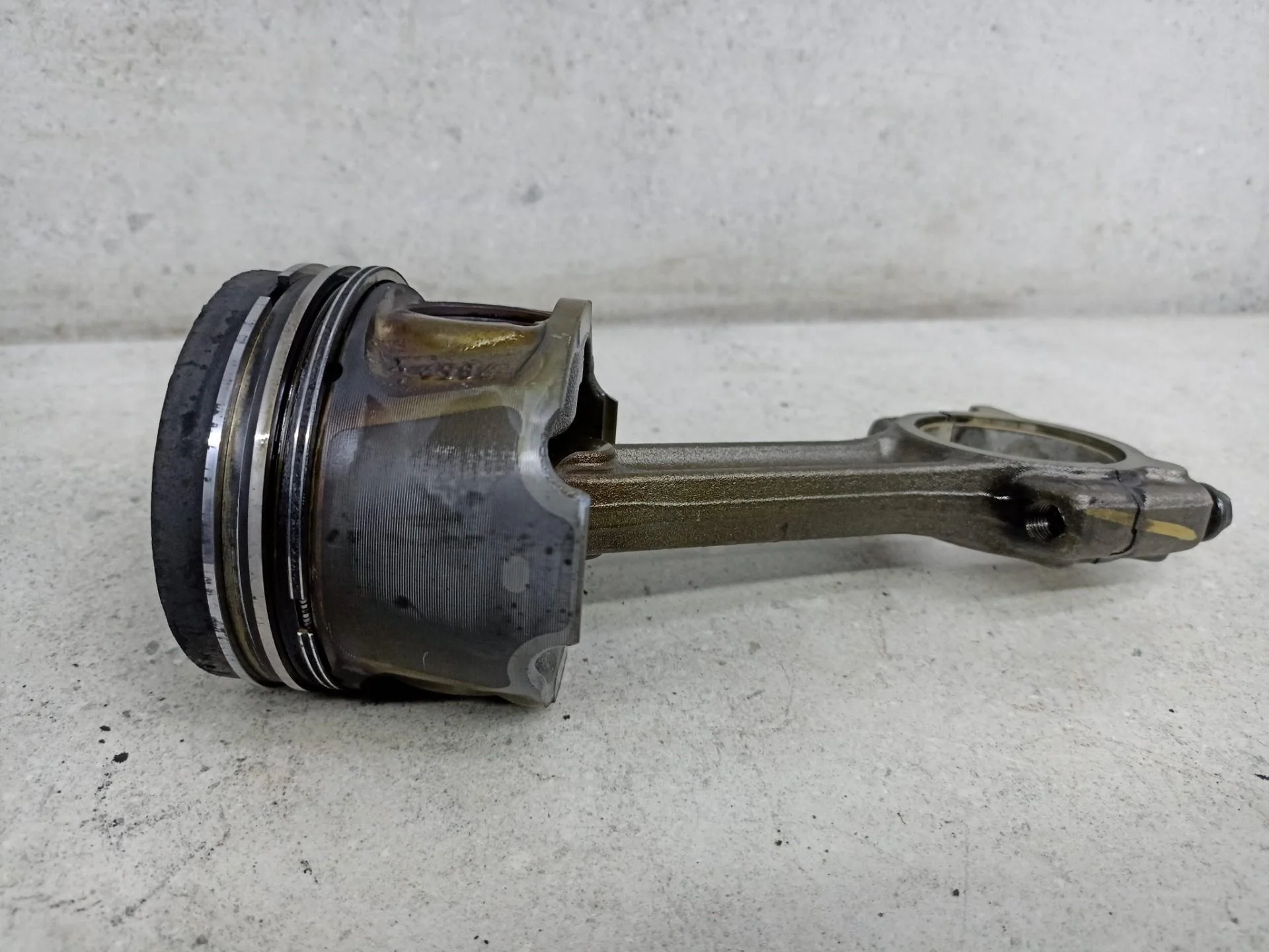 Шатун Renault Kangoo 2 2012 7701475074