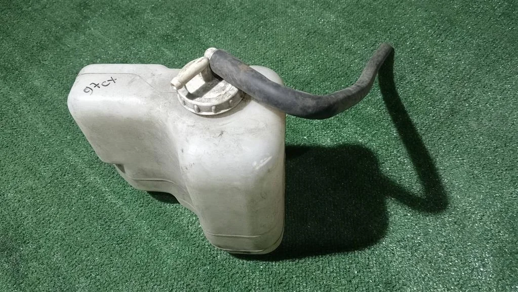 Б.у. бачок расширительный MITSUBISHI PAJERO V97W MITSUBISHI PAJERO V97W 6G75 2008