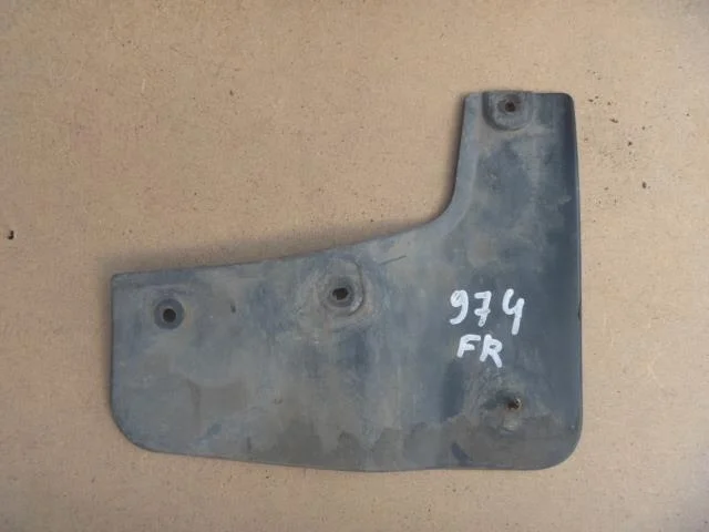 Б.у. брызговик MITSUBISHI PAJERO V97W MITSUBISHI PAJERO V97W 6G75 2007