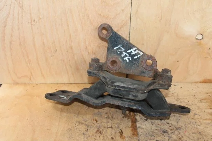 Б.у. опора двигателя NISSAN TEANA J32 NISSAN TEANA J32 VQ25 2009