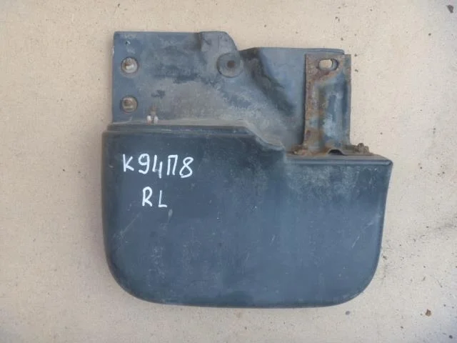 Б.у. брызговик MITSUBISHI PAJERO SPORT K96W MITSUBISHI PAJERO SPORT K96W 6G72 1998-2009