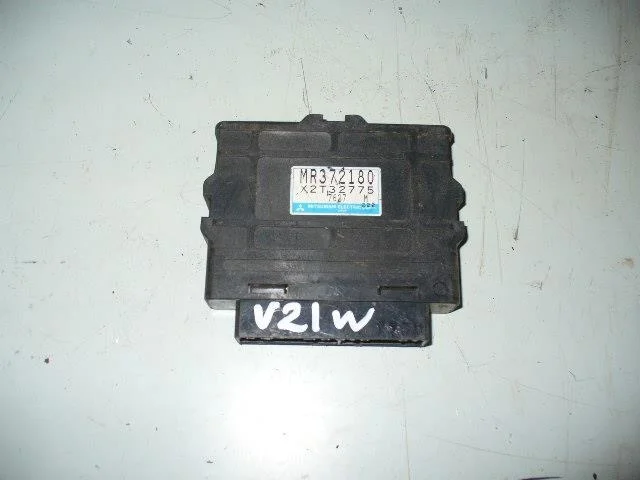 Б.у. блок управления abs MITSUBISHI PAJERO V21W MITSUBISHI PAJERO V21W 4G64 1990-2004