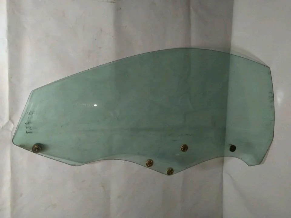 Б.у. стекло двери TOYOTA CELICA ZZT230 TOYOTA CELICA ZZT230 1ZZFE 1999-2006