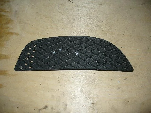 Б.у. рамка туманки MITSUBISHI LANCER CY2A MITSUBISHI LANCER CY2A  2007-