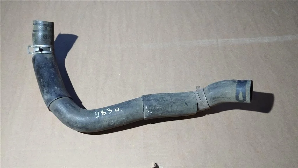 Б.у. патрубок радиатора MITSUBISHI PAJERO V98W MITSUBISHI PAJERO V98W 4M41 2008