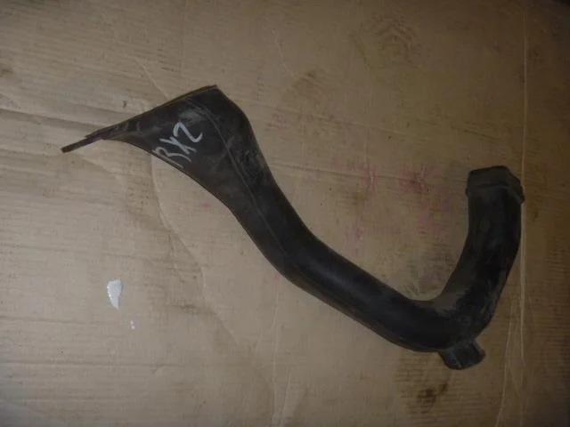 Б.у. воздухозаборник LEXUS RX330 MCU38 LEXUS RX330 MCU38 3.3L 2006