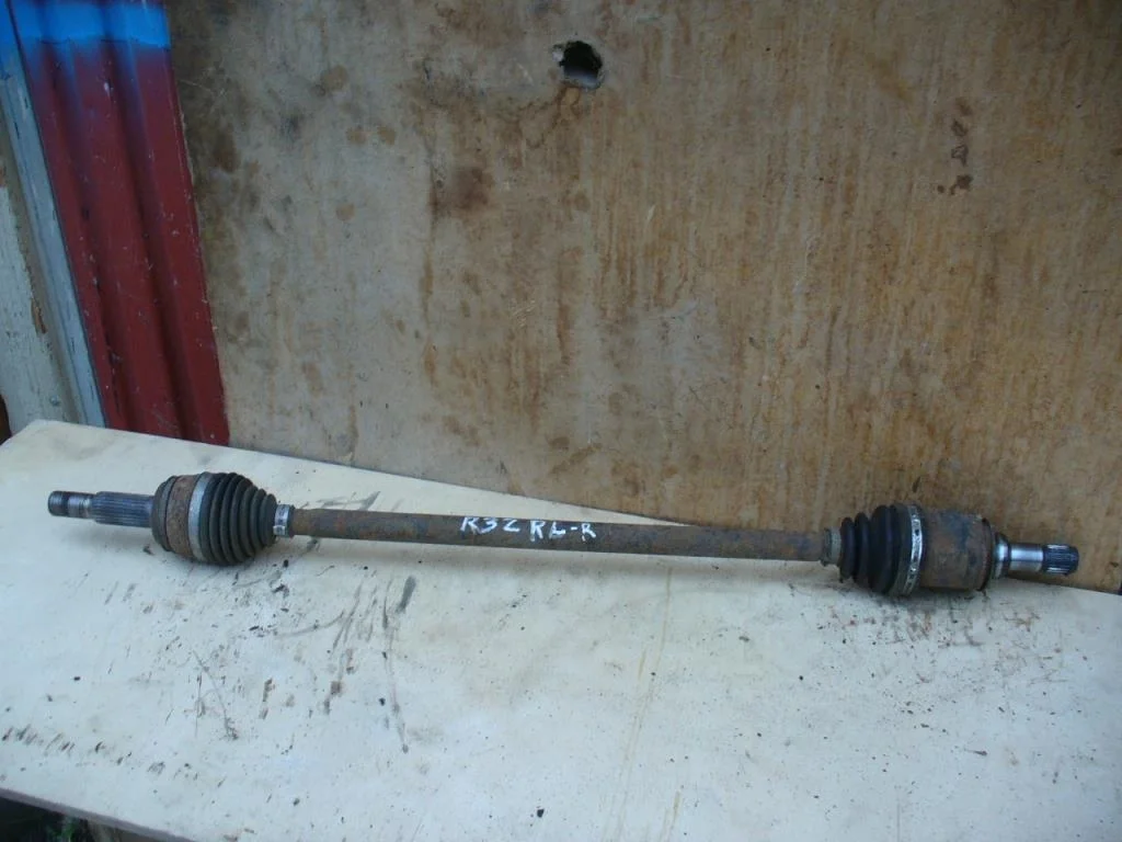 Б.у. привод TOYOTA RAV4 ZSA30 TOYOTA RAV4 ZSA30 3ZR-FAE 2011