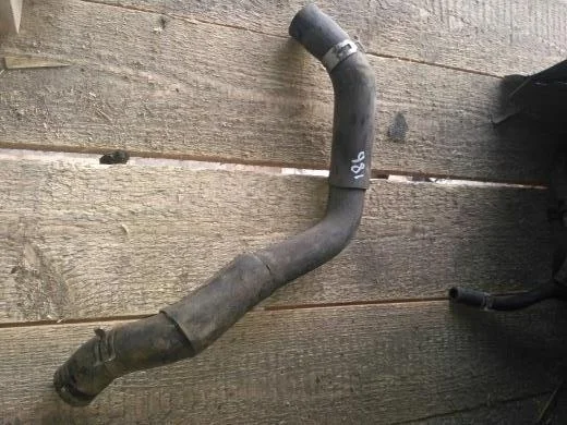 Б.у. патрубок радиатора MITSUBISHI PAJERO V98W MITSUBISHI PAJERO V98W 4M41 2007