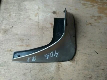 Б.у. брызговик TOYOTA CAMRY V40 ACV40 TOYOTA CAMRY V40 ACV40 2AZ 2006-2011