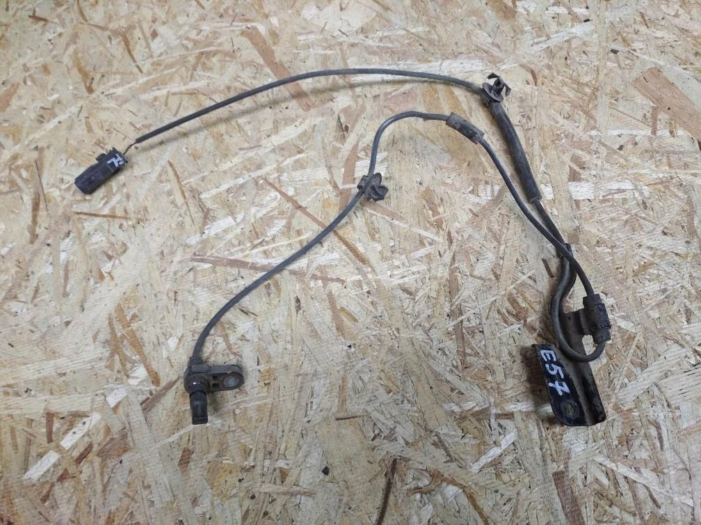 Б.у. датчик abs TOYOTA COROLLA ZRE151 TOYOTA COROLLA ZRE151 1ZR-FE 2006-2013