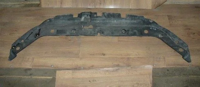 Б.у. накладка на панель радиатора TOYOTA RAV4 ACA30 TOYOTA RAV4 ACA30 1AZ 2006-2012