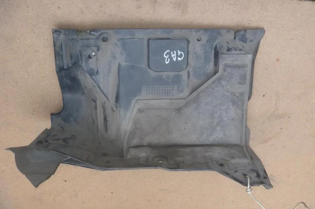 Б.у. пыльник двигателя MITSUBISHI ASX GA3W MITSUBISHI ASX GA3W  2010-2014