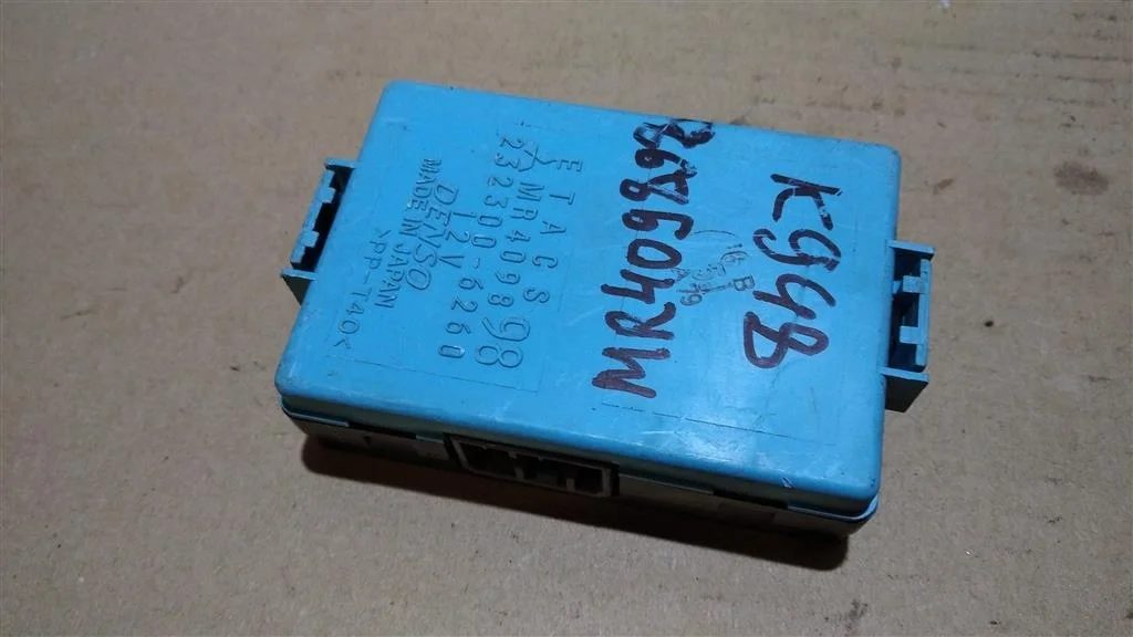 Б.у. блок комфорта MITSUBISHI PAJERO SPORT K94W MITSUBISHI PAJERO SPORT K94W 4D56 1998-2009