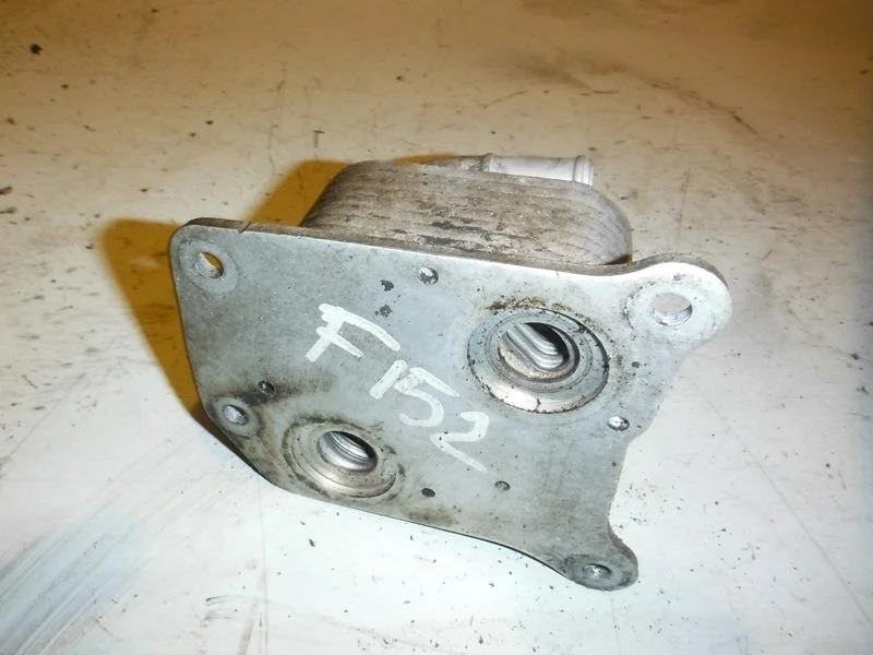 Б.у. радиатор масляный NISSAN JUKE F15E NISSAN JUKE F15E MR16DDT 2011