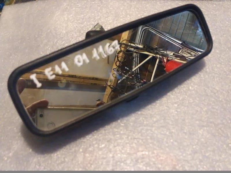 Б.у. зеркало салона TOYOTA COROLLA E120 TOYOTA COROLLA E120  2001-2007