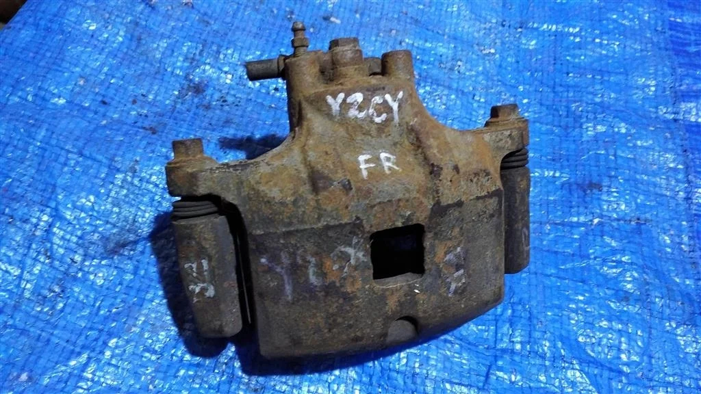 Б.у. суппорт MITSUBISHI LANCER CY2A MITSUBISHI LANCER CY2A 4A92 2007