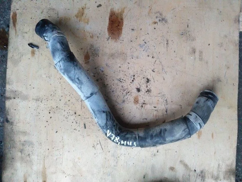 Б.у. патрубок радиатора MITSUBISHI PAJERO V78W MITSUBISHI PAJERO V78W 4M41 2000