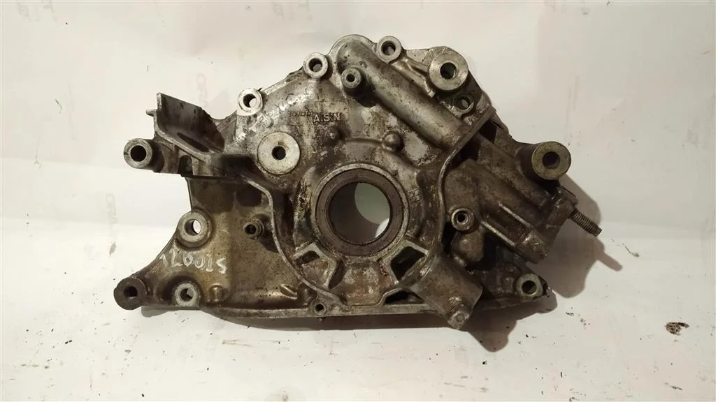 Б.у. масляный насос TOYOTA LAND CRUISER J200 TOYOTA LAND CRUISER J200 2UZ 2009