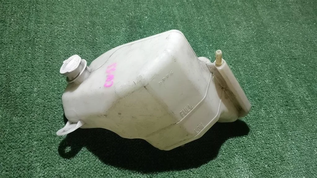 Б.у. бачок расширительный MITSUBISHI OUTLANDER XL CW5W MITSUBISHI OUTLANDER XL CW5W 4B12 2006