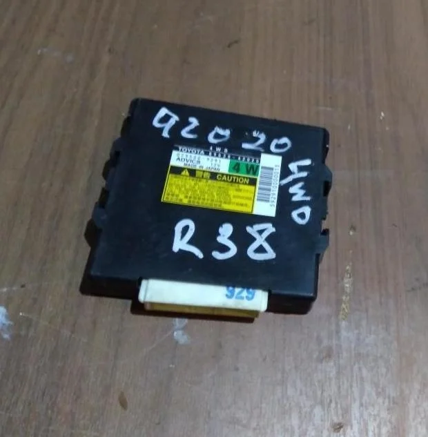 Б.у. блок управления кпп TOYOTA RAV4 ACA30 TOYOTA RAV4 ACA30 2AZ 2006-2012