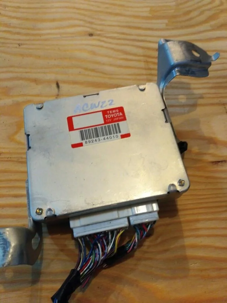Б.у. блок электронный TOYOTA IPSUM ACM21 TOYOTA IPSUM ACM21 2AZ-FE 2003