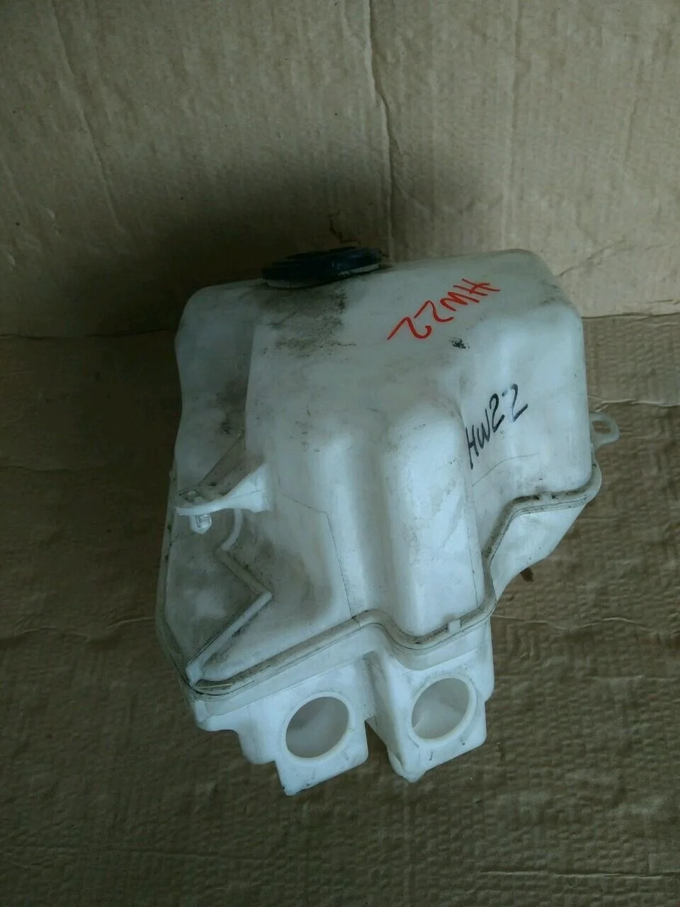 Б.у. бачок омывателя TOYOTA PRIUS NHW20 TOYOTA PRIUS NHW20 1NZ-FXE 2006