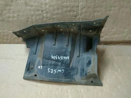 Б.у. пыльник двигателя MITSUBISHI OUTLANDER XL CW5W MITSUBISHI OUTLANDER XL CW5W 4B12 2006