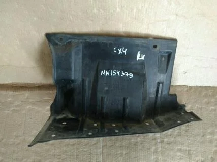 Б.у. пыльник двигателя MITSUBISHI LANCER CX4A MITSUBISHI LANCER CX4A 4B11 2010