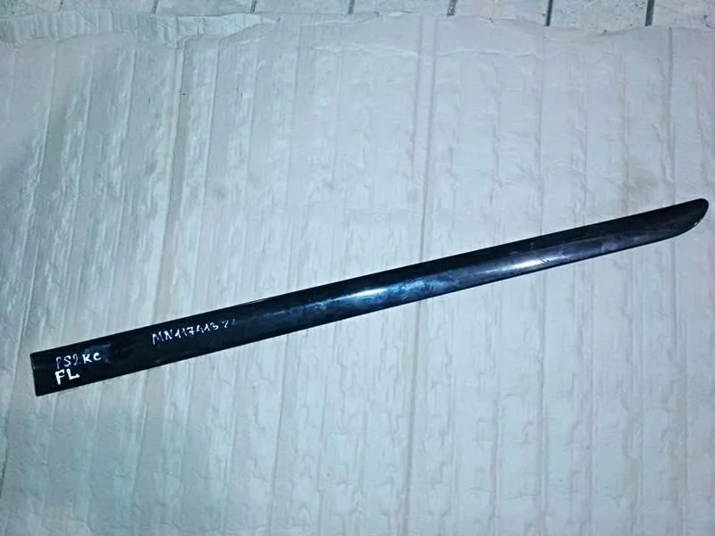 Б.у. молдинг двери MITSUBISHI PAJERO SPORT KH4W MITSUBISHI PAJERO SPORT KH4W 4D56 2010