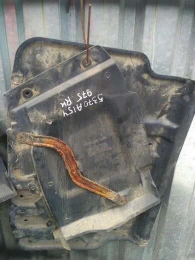 Б.у. пыльник бампера MITSUBISHI PAJERO V97W MITSUBISHI PAJERO V97W 6G75 2008