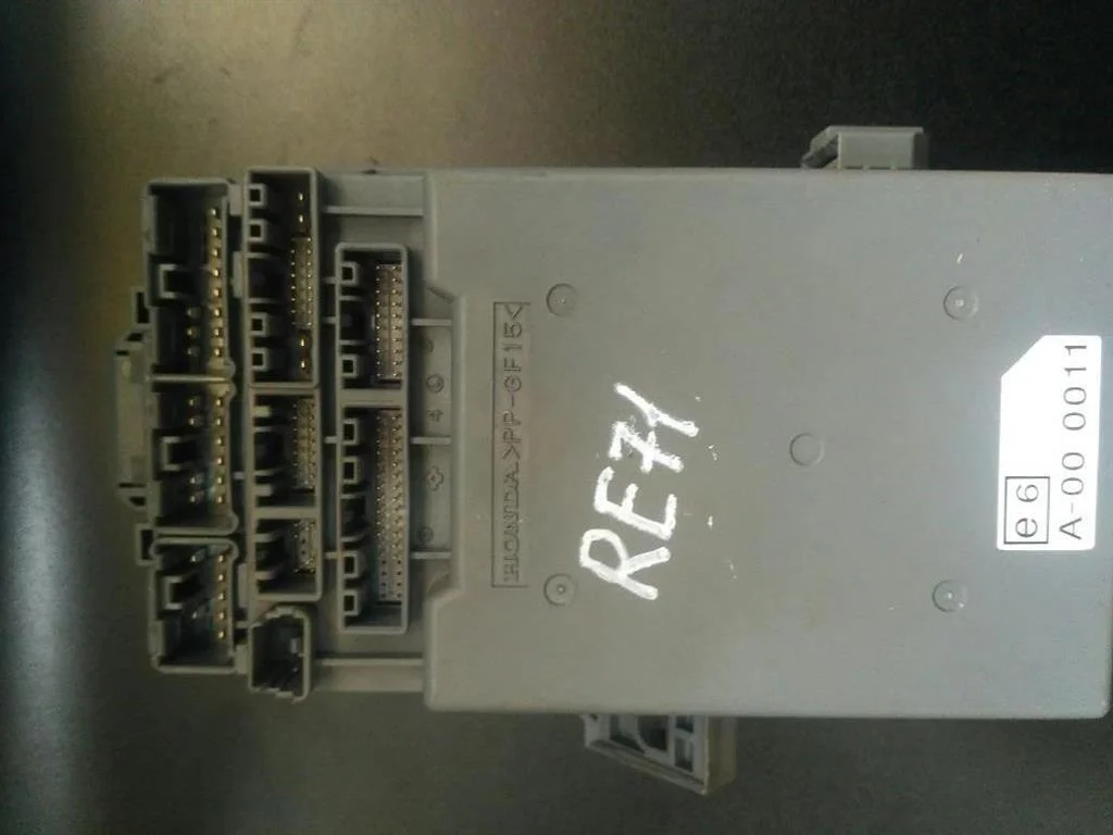 Б.у. блок предохранителей салонный HONDA CR-V RE HONDA CR-V RE K24Z4 2008