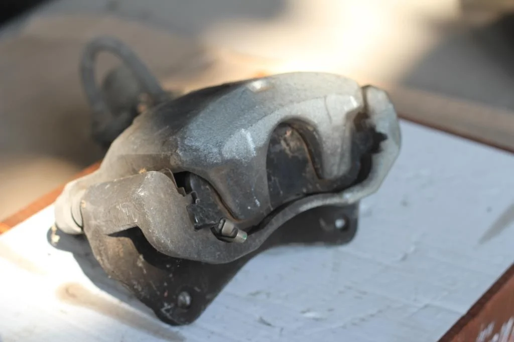 Б.у. суппорт MITSUBISHI LANCER CY1A MITSUBISHI LANCER CY1A 4A92 2011