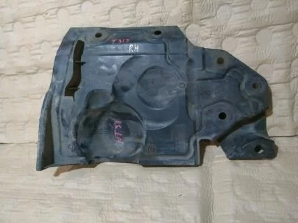 Б.у. пыльник двигателя NISSAN X-TRAIL T31 NISSAN X-TRAIL T31 MR20 2007