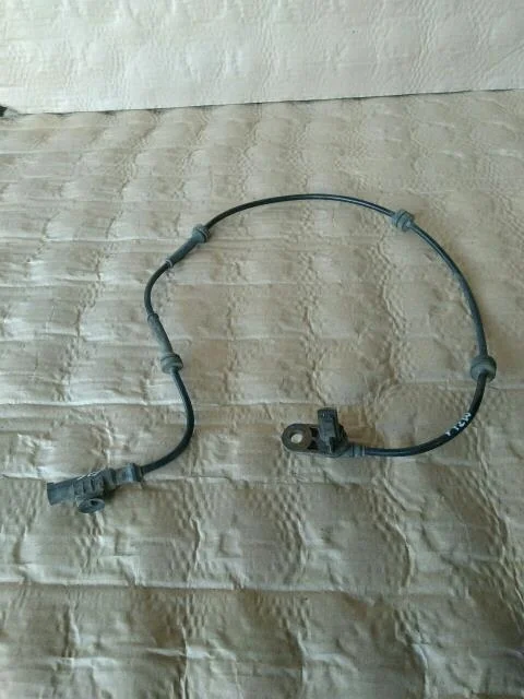 Б.у. датчик abs NISSAN PRIMERA P12 NISSAN PRIMERA P12 QR20 2004