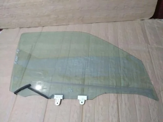 Б.у. стекло двери NISSAN JUKE F15E NISSAN JUKE F15E MR16DDT 2012