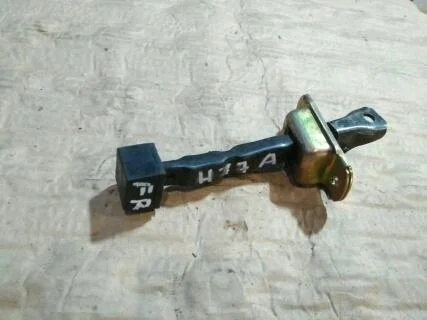 Б.у. ограничитель двери MITSUBISHI PAJERO PININ H77W MITSUBISHI PAJERO PININ H77W 4G94GDI 1999-2005