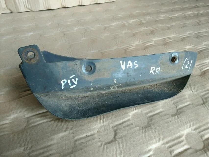 Б.у. брызговик MITSUBISHI PAJERO V97W MITSUBISHI PAJERO V97W 6G75 2008