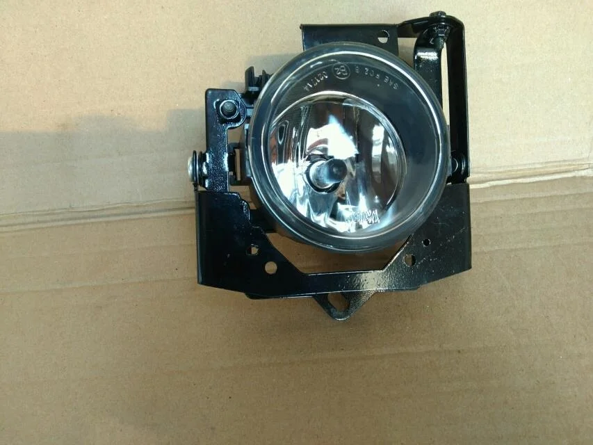 Б.у. фара противотуманная MITSUBISHI OUTLANDER XL CW6W MITSUBISHI OUTLANDER XL CW6W 6B31 2006-2012