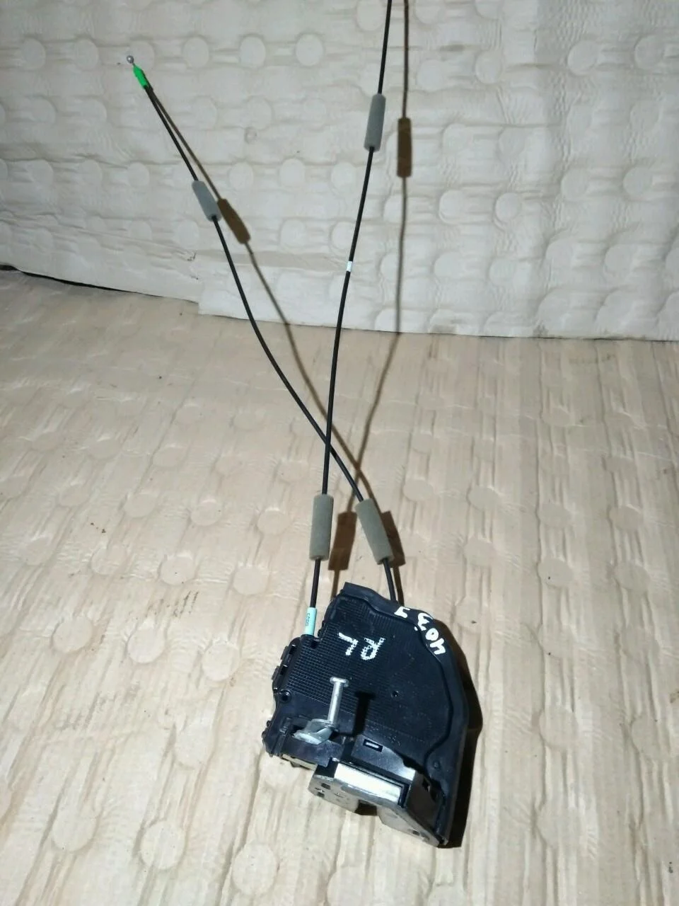 Б.у. замок двери TOYOTA CAMRY V40 ACV40 TOYOTA CAMRY V40 ACV40 2AZ 2008