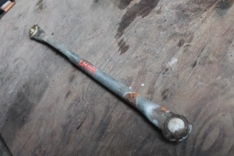 Б.у. тяга трапеции TOYOTA HIACE TOYOTA HIACE  3L 1992