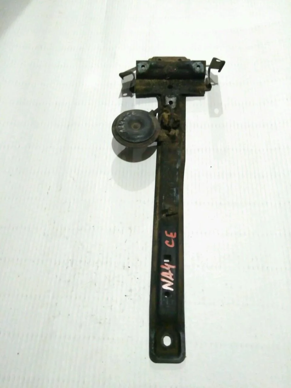 Б.у. стойка телевизора MITSUBISHI GRANDIS NA4W MITSUBISHI GRANDIS NA4W 4G69 2004-2009