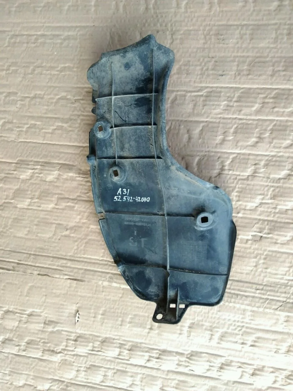 Б.у. пыльник бампера TOYOTA RAV4 ACA30 TOYOTA RAV4 ACA30 2AZ 2011