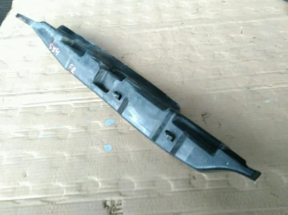 Б.у. пыльник крыла SUZUKI SX4 YA11S SUZUKI SX4 YA11S M15A 2007